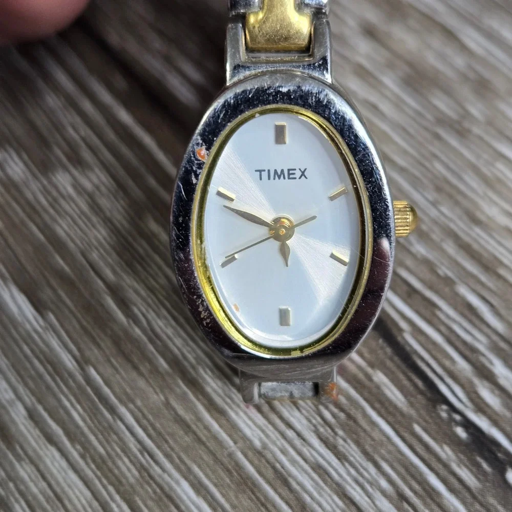 Timex Women's Oval Two Tone Silver Gold Bracelet Quartz Analog Watch Working